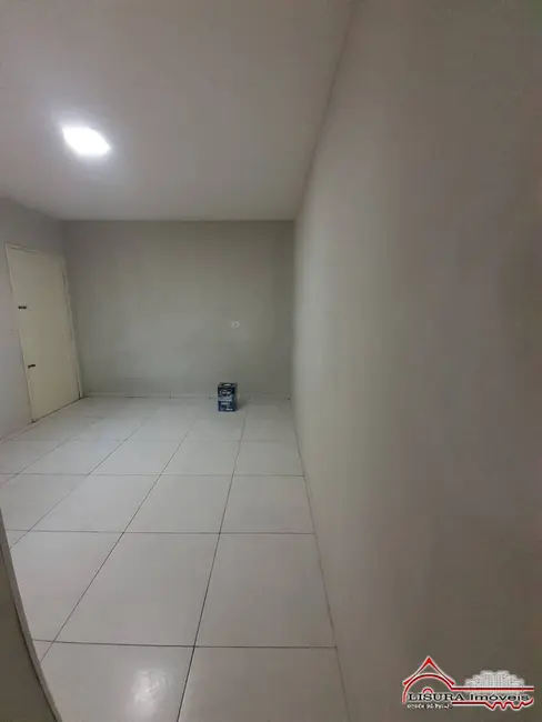 Foto 2 de Casa com 1 quarto para alugar em Centro, Jacarei - SP