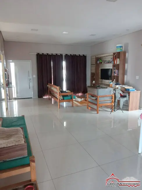 Casa com 4 quartos à venda, 338m2 em Jacarei - SP - imagem 7 Foto 7 de Casa com 4 quartos à venda, 338m2 em Jacarei - SP