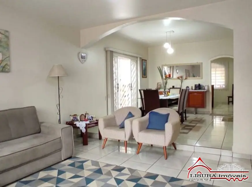 Foto 6 de Casa à venda, 236m2 em Vila Formosa, Jacarei - SP