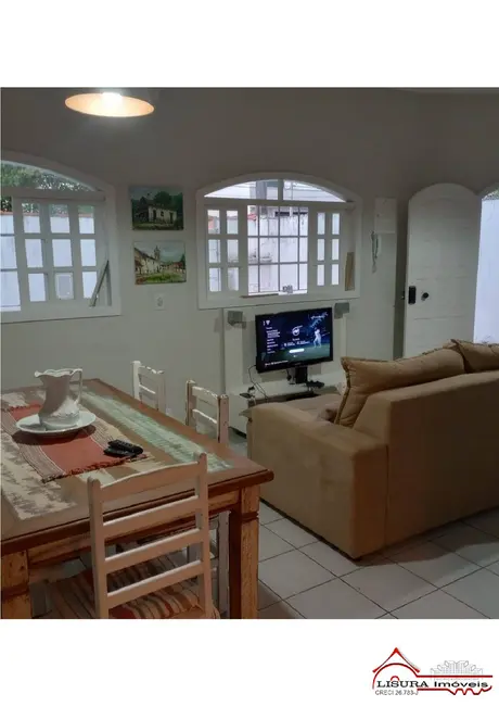 Foto 9 de Casa com 4 quartos à venda, 215m2 em Jardim Santa Maria, Jacarei - SP