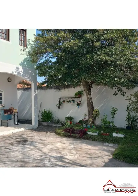 Foto 5 de Casa com 4 quartos à venda, 215m2 em Jardim Santa Maria, Jacarei - SP