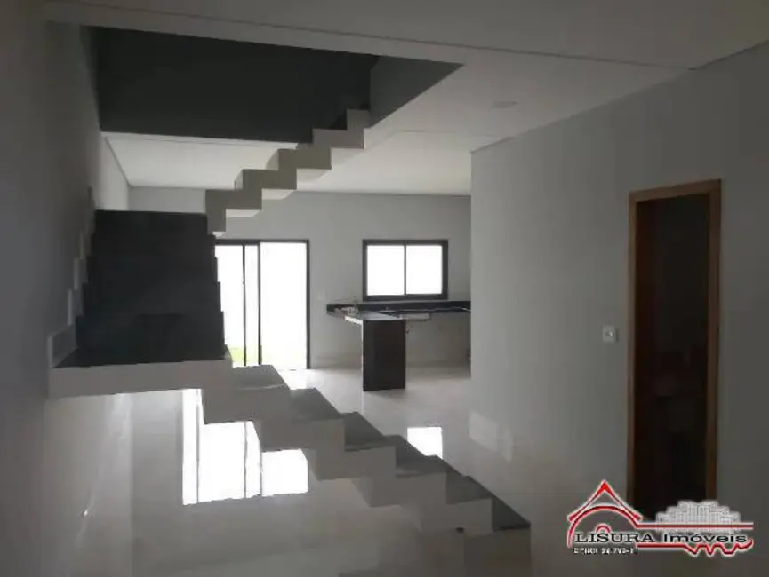 Foto 2 de Casa com 3 quartos à venda, 172m2 em Residencial Santa Paula, Jacarei - SP