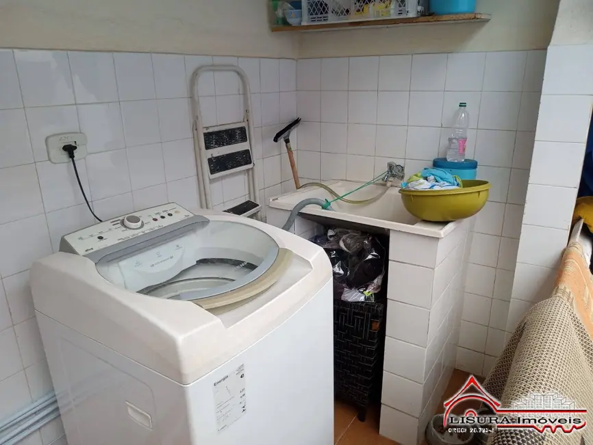 Foto 9 de Casa com 2 quartos à venda, 156m2 em Parque Itamarati, Jacarei - SP