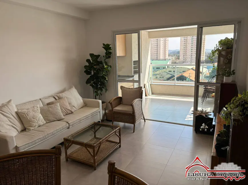 Foto 2 de Apartamento com 3 quartos à venda, 102m2 em Vila Aprazível, Jacarei - SP