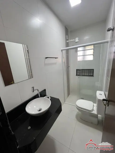 Foto 11 de Casa à venda, 250m2 em Cidade Jardim, Jacarei - SP