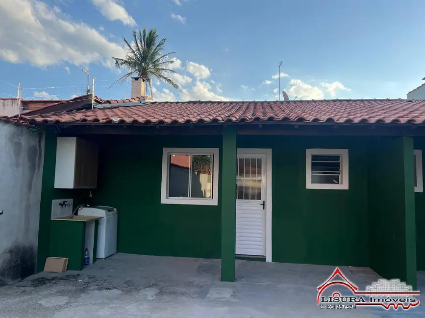 Foto 3 de Casa à venda, 250m2 em Cidade Jardim, Jacarei - SP