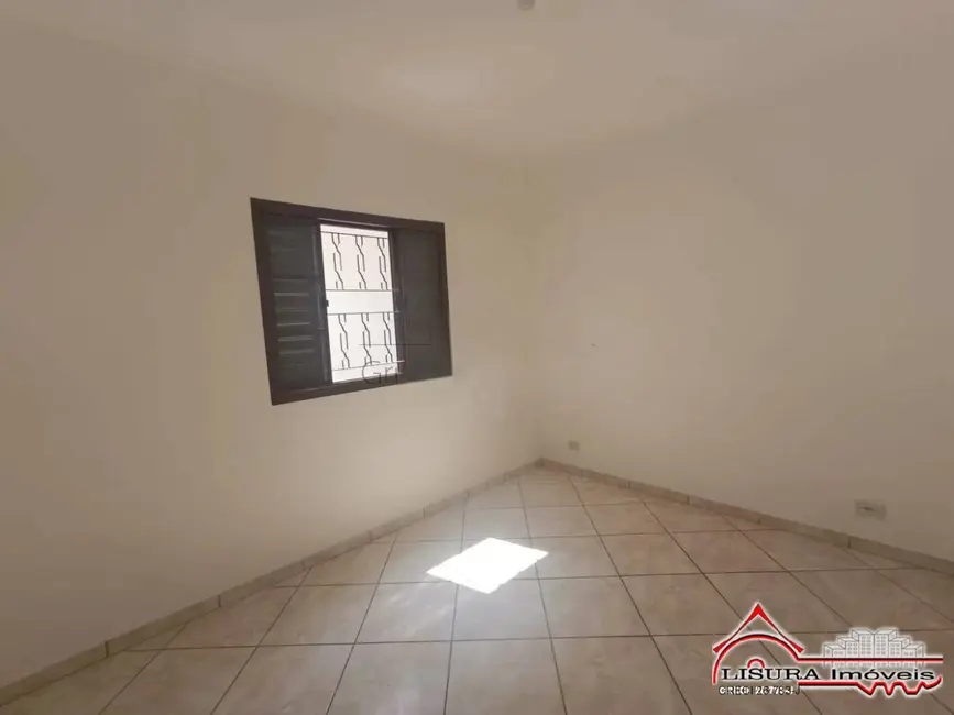 Foto 9 de Casa com 2 quartos à venda, 117m2 em Parque Califórnia, Jacarei - SP