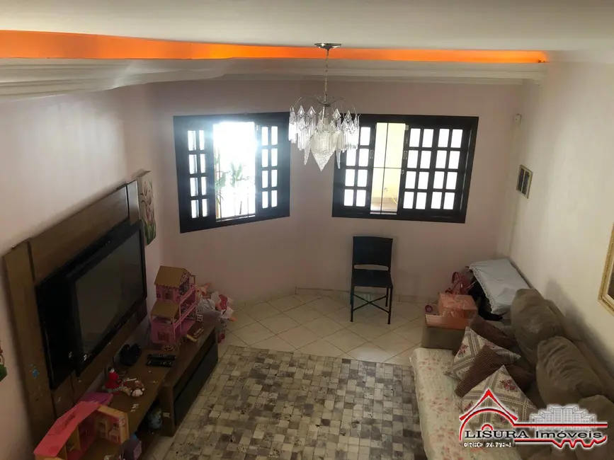 Foto 3 de Casa com 3 quartos à venda, 235m2 em Loteamento Villa Branca, Jacarei - SP