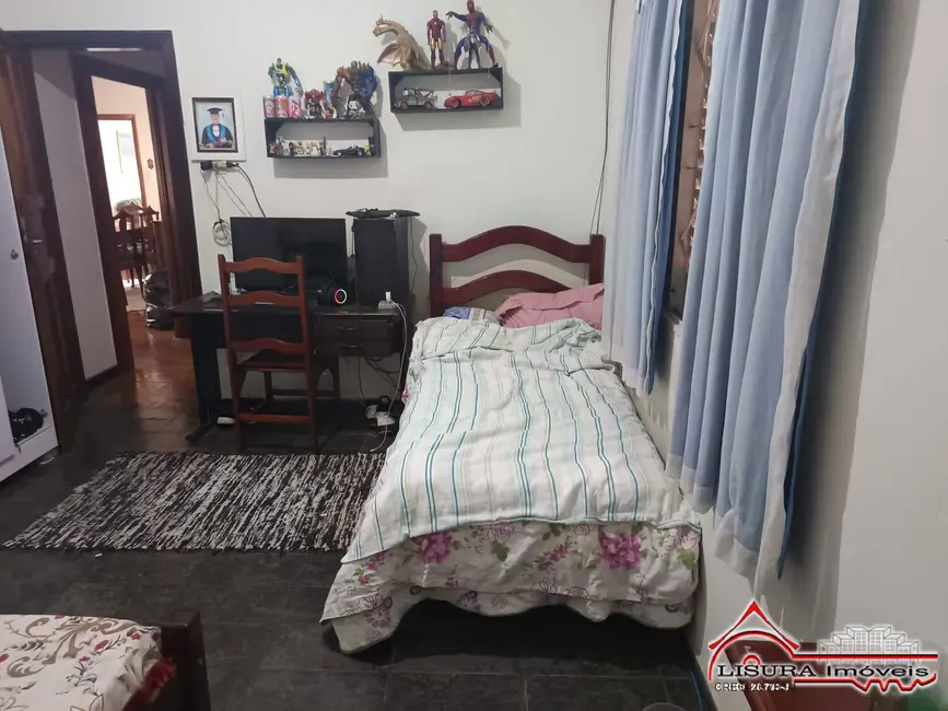 Foto 8 de Casa com 4 quartos à venda, 320m2 em Jardim Esper, Jacarei - SP