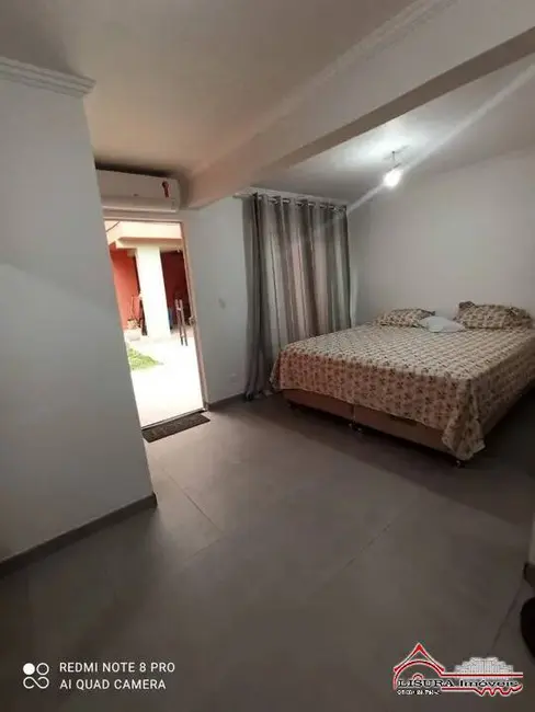 Foto 6 de Casa com 2 quartos à venda, 90m2 em Parque Califórnia, Jacarei - SP