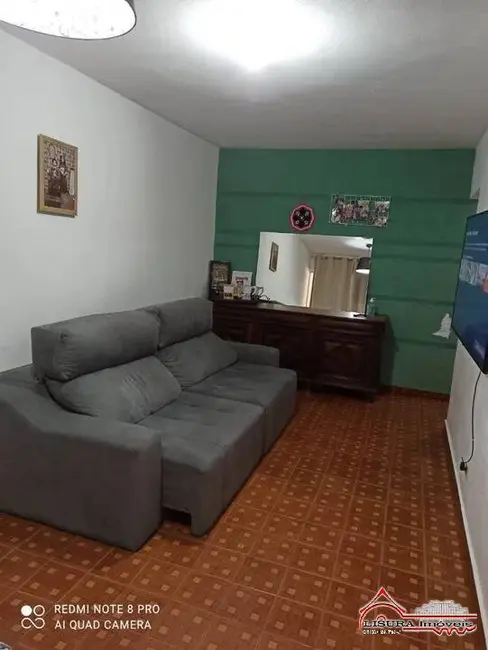 Foto 3 de Casa com 2 quartos à venda, 90m2 em Parque Califórnia, Jacarei - SP
