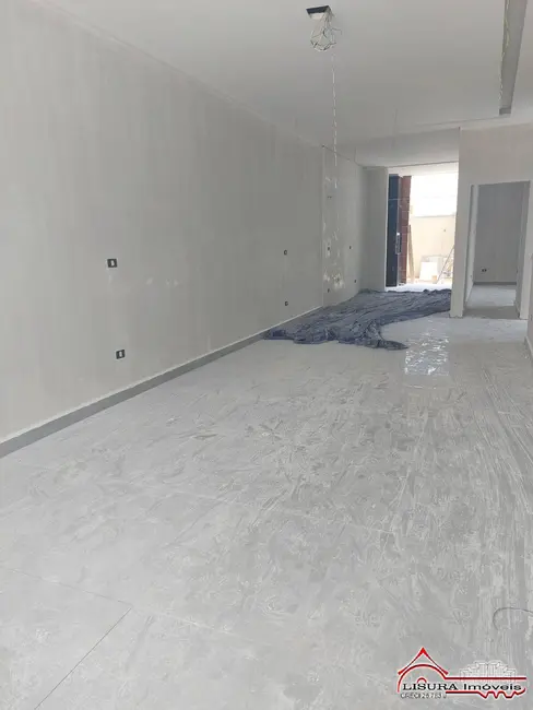 Foto 3 de Casa de Condomínio com 3 quartos à venda em Jardim Jacinto, Jacarei - SP