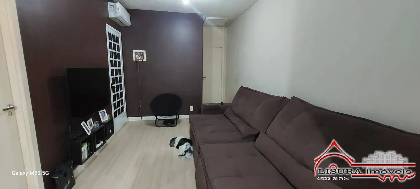 Foto 2 de Casa de Condomínio com 2 quartos à venda, 70m2 em Jardim Marcondes, Jacarei - SP