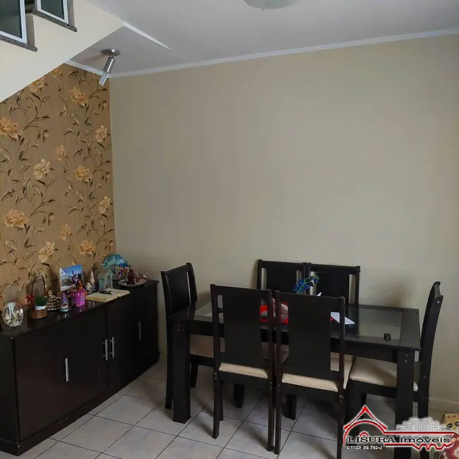Foto 3 de Casa de Condomínio com 2 quartos à venda, 70m2 em Jardim Califórnia, Jacarei - SP