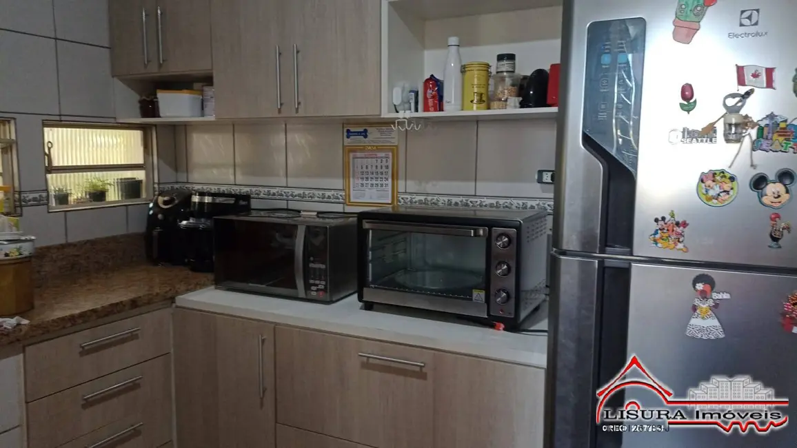 Foto 5 de Chácara com 4 quartos à venda, 1000m2 em Chácaras Santa Maria, Jacarei - SP