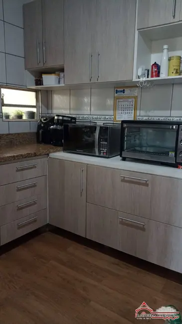 Foto 8 de Chácara com 4 quartos à venda, 1000m2 em Chácaras Santa Maria, Jacarei - SP