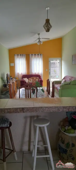 Foto 8 de Chácara com 2 quartos à venda, 160m2 em Chácaras Rurais Guararema, Jacarei - SP