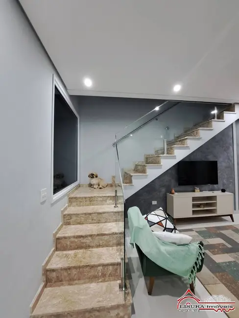 Foto 3 de Casa com 3 quartos à venda, 162m2 em Sao Jose Dos Campos - SP