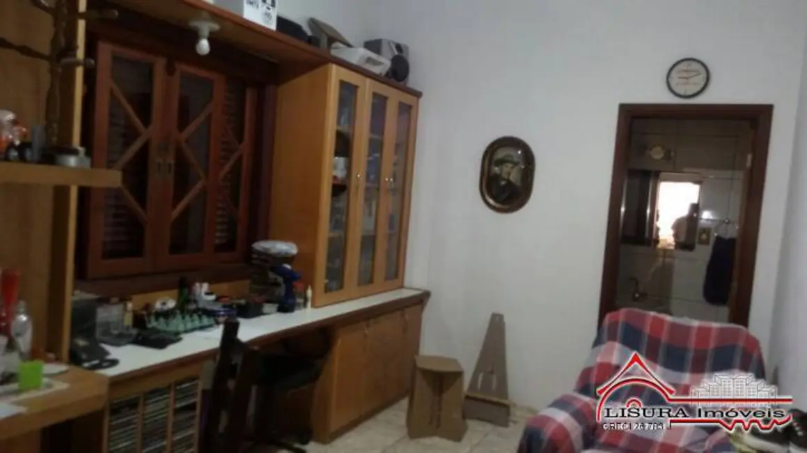 Foto 3 de Casa com 4 quartos à venda, 338m2 em Jardim Santa Maria, Jacarei - SP