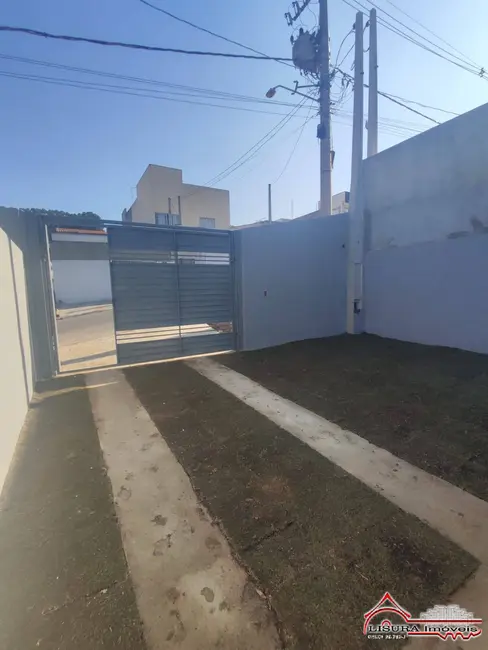 Foto 1 de Casa com 2 quartos à venda, 65m2 em Jacarei - SP