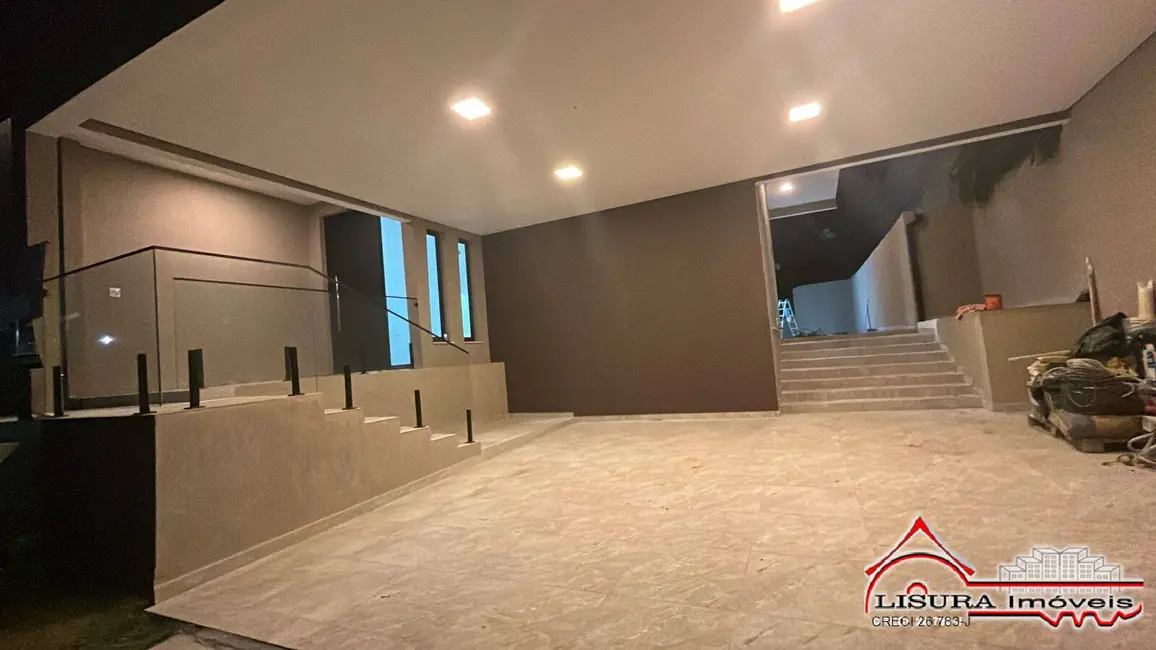 Foto 3 de Casa de Condomínio com 4 quartos à venda, 300m2 em Condomínio Parque Vale dos Lagos, Jacarei - SP