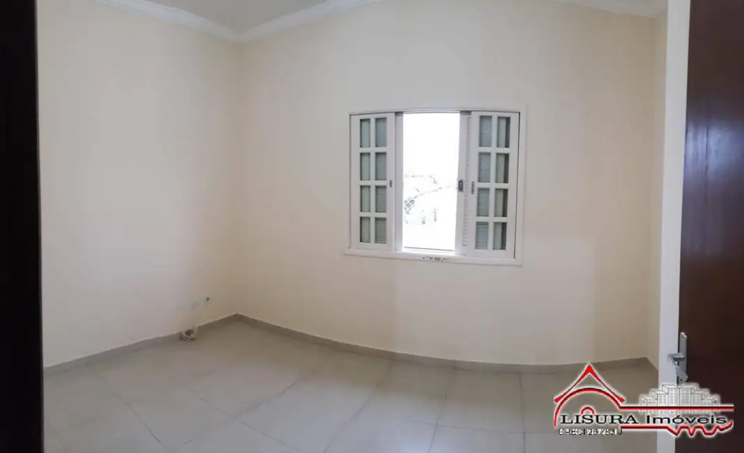 Casa de Condomínio com 3 quartos para alugar, 161m2 em Jardim Santa Maria, Jacarei - SP - imagem 8 Foto 8 de Casa de Condomínio com 3 quartos para alugar, 161m2 em Jardim Santa Maria, Jacarei - SP