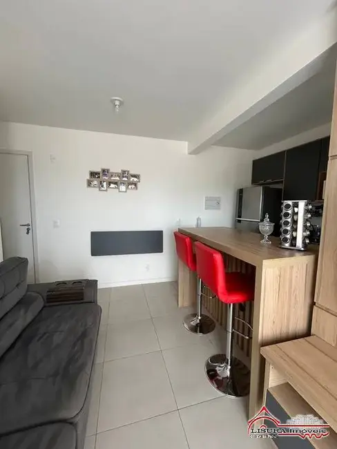 Foto 3 de Apartamento com 2 quartos à venda, 45m2 em Jardim das Indústrias, Jacarei - SP