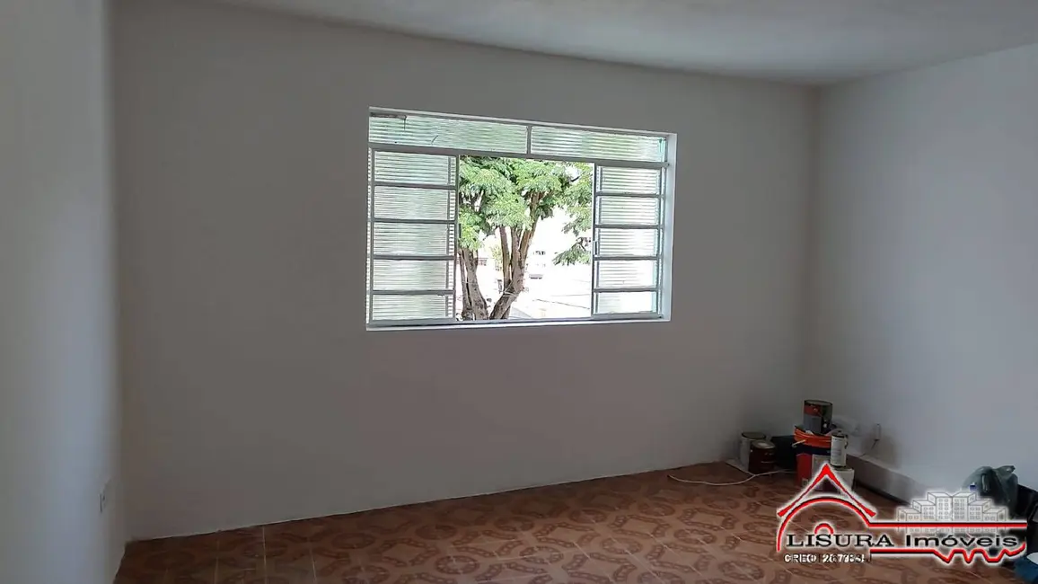 Foto 2 de Casa com 2 quartos à venda, 73m2 em Parque Santo Antônio, Jacarei - SP