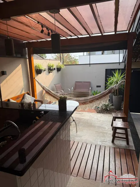 Foto 31 de Casa à venda, 161m2 em Loteamento Villa Branca, Jacarei - SP