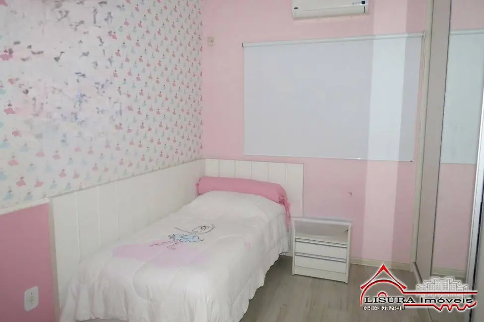 Foto 22 de Casa à venda, 161m2 em Loteamento Villa Branca, Jacarei - SP