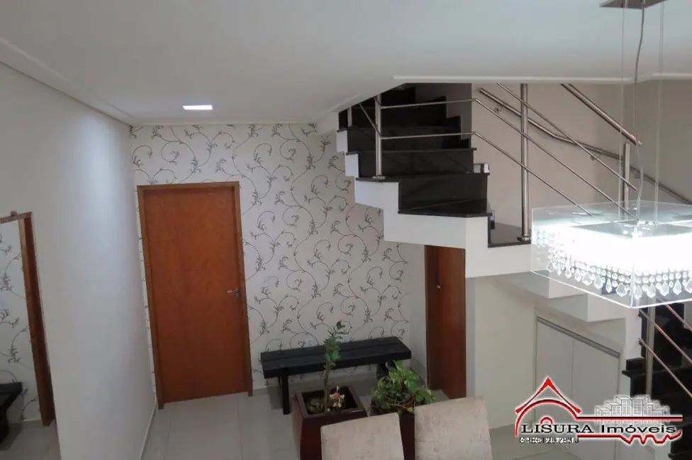 Foto 11 de Casa à venda, 161m2 em Loteamento Villa Branca, Jacarei - SP