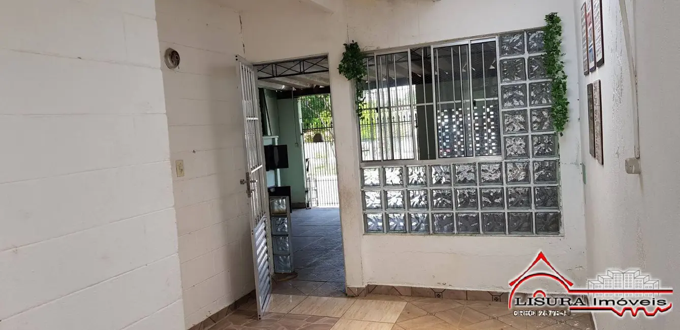 Foto 5 de Casa com 2 quartos à venda, 80m2 em Parque Califórnia, Jacarei - SP