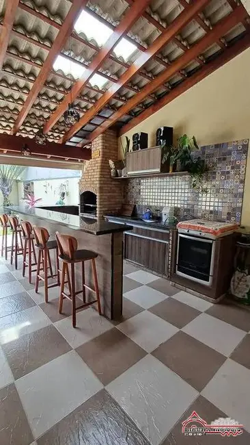 Foto 2 de Casa de Condomínio com 3 quartos à venda, 106m2 em Loteamento Villa Branca, Jacarei - SP