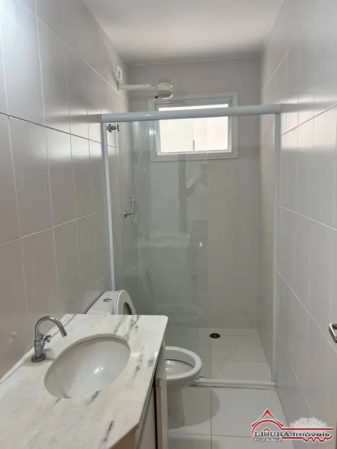 Apartamento com 3 quartos para alugar, 88m2 em Parque Santo Antônio, Jacarei - SP - imagem 9 Foto 9 de Apartamento com 3 quartos para alugar, 88m2 em Parque Santo Antônio, Jacarei - SP