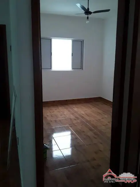 Foto 8 de Casa de Condomínio com 2 quartos à venda, 81m2 em Jardim Colônia, Jacarei - SP