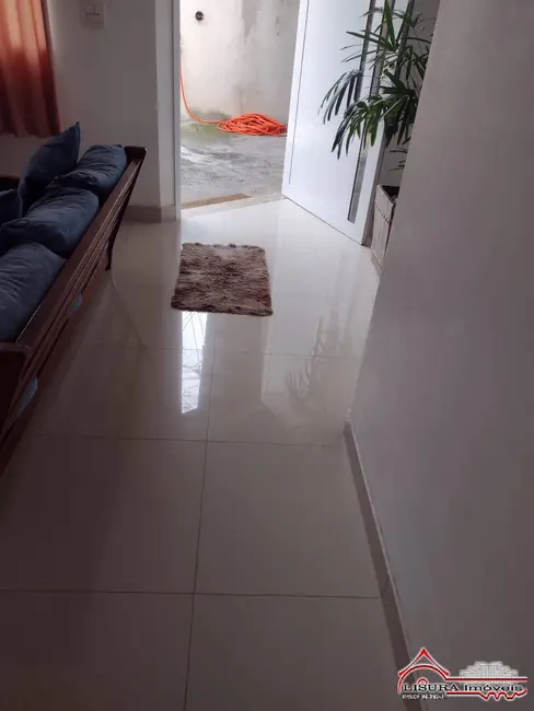 Foto 8 de Casa com 4 quartos à venda, 155m2 em Parque dos Príncipes, Jacarei - SP