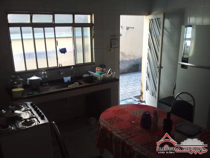 Foto 9 de Casa com 4 quartos à venda, 155m2 em Parque dos Príncipes, Jacarei - SP