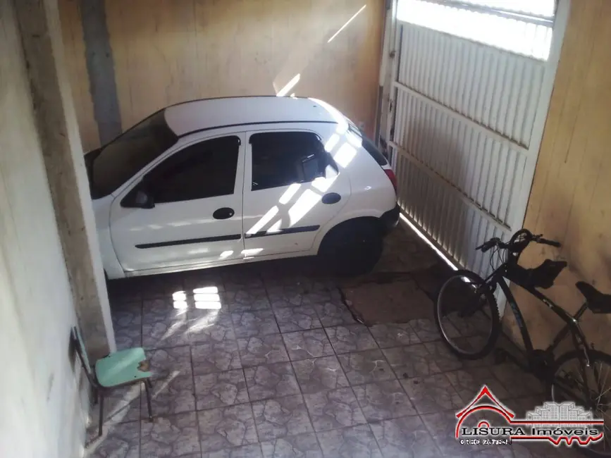 Foto 3 de Casa com 4 quartos à venda, 155m2 em Parque dos Príncipes, Jacarei - SP