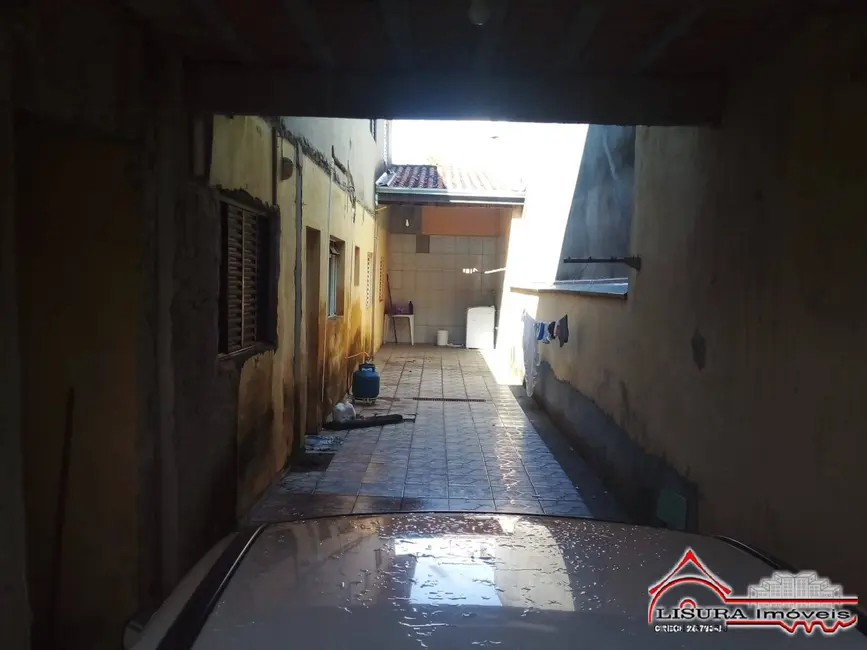 Foto 4 de Casa com 4 quartos à venda, 155m2 em Parque dos Príncipes, Jacarei - SP