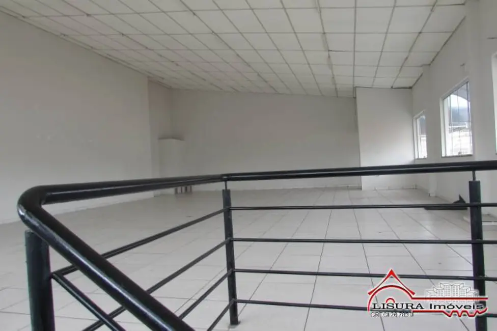 Sala Comercial para alugar, 300m2 em Centro, Jacarei - SP - imagem 6 Foto 6 de Sala Comercial para alugar, 300m2 em Centro, Jacarei - SP