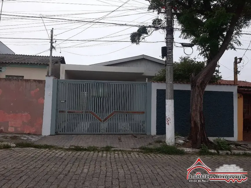 Foto 1 de Casa com 3 quartos à venda, 225m2 em Centro, Jacarei - SP