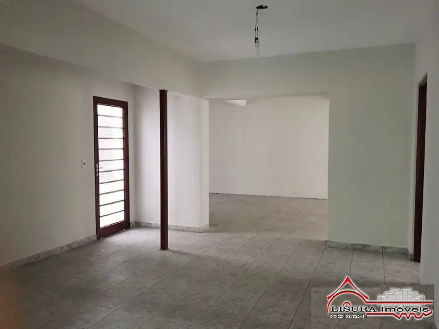 Foto 4 de Sala Comercial à venda, 257m2 em Centro, Jacarei - SP