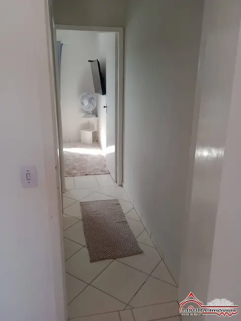Foto 7 de Casa de Condomínio com 2 quartos à venda, 60m2 em Jardim Santa Marina, Jacarei - SP