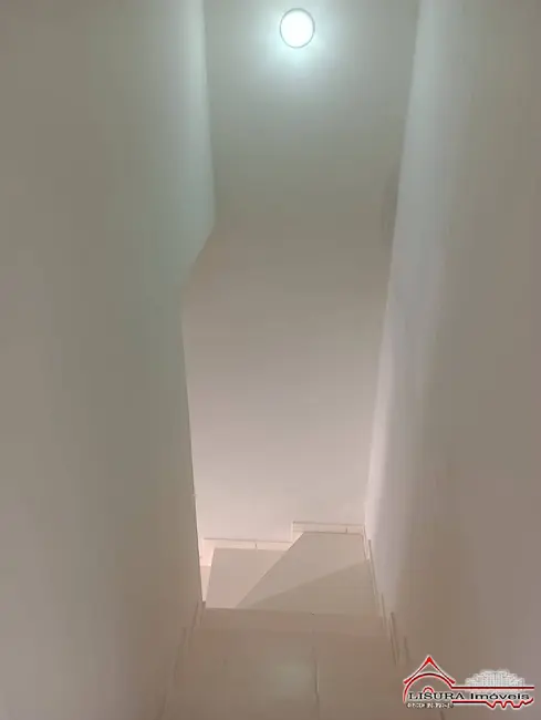 Foto 8 de Casa de Condomínio com 2 quartos à venda, 60m2 em Jardim Santa Marina, Jacarei - SP