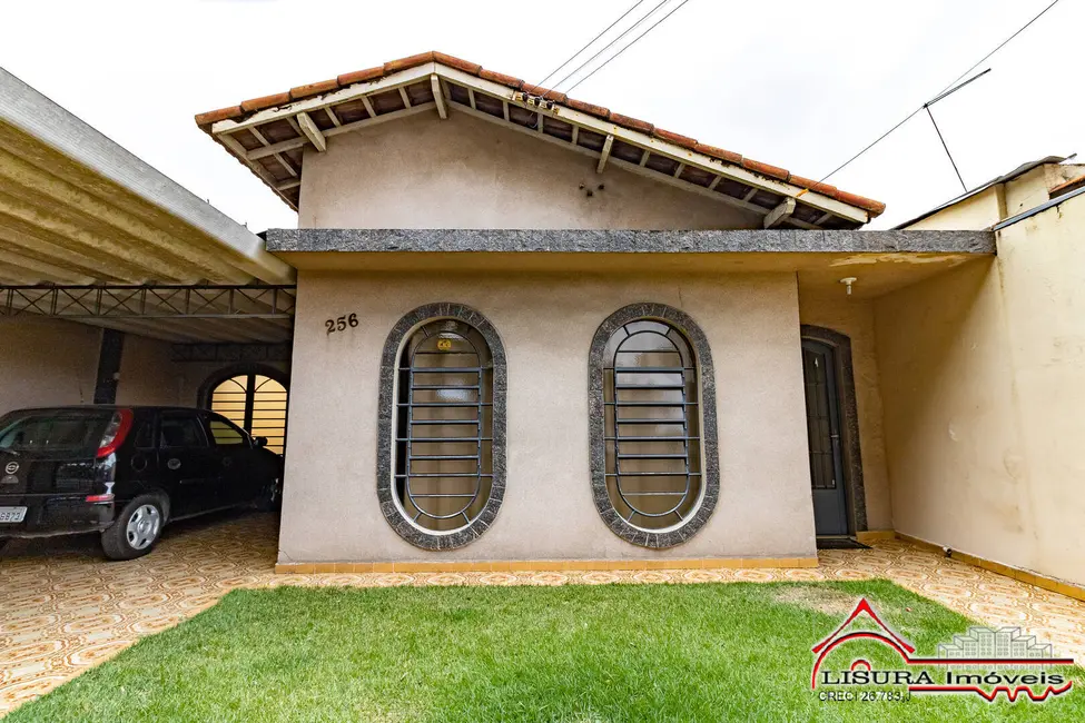 Foto 4 de Casa com 3 quartos à venda, 160m2 em Jardim das Indústrias, Jacarei - SP