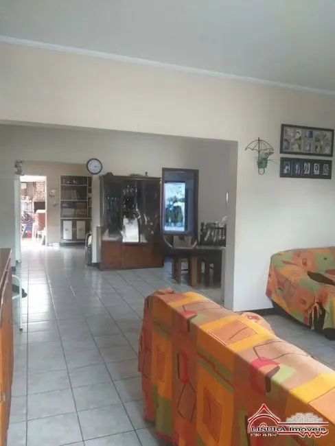 Foto 7 de Casa com 3 quartos à venda, 247m2 em Centro, Jacarei - SP