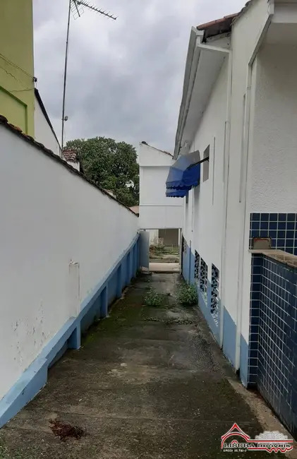 Foto 9 de Casa com 7 quartos à venda, 381m2 em Centro, Jacarei - SP