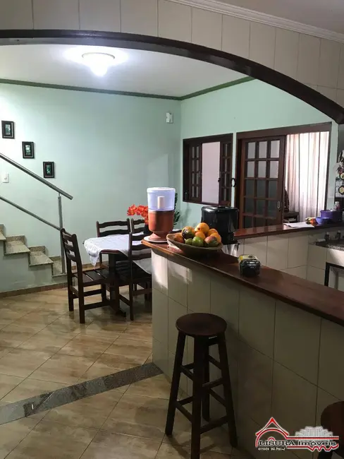 Foto 5 de Casa com 2 quartos à venda, 100m2 em Parque dos Príncipes, Jacarei - SP
