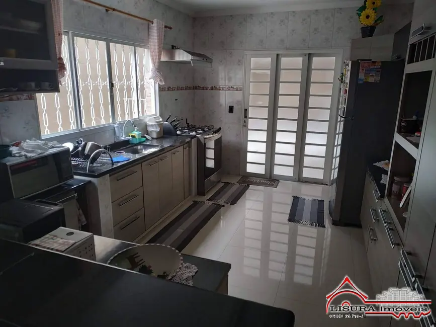 Foto 5 de Casa com 3 quartos à venda, 200m2 em Cidade Salvador, Jacarei - SP