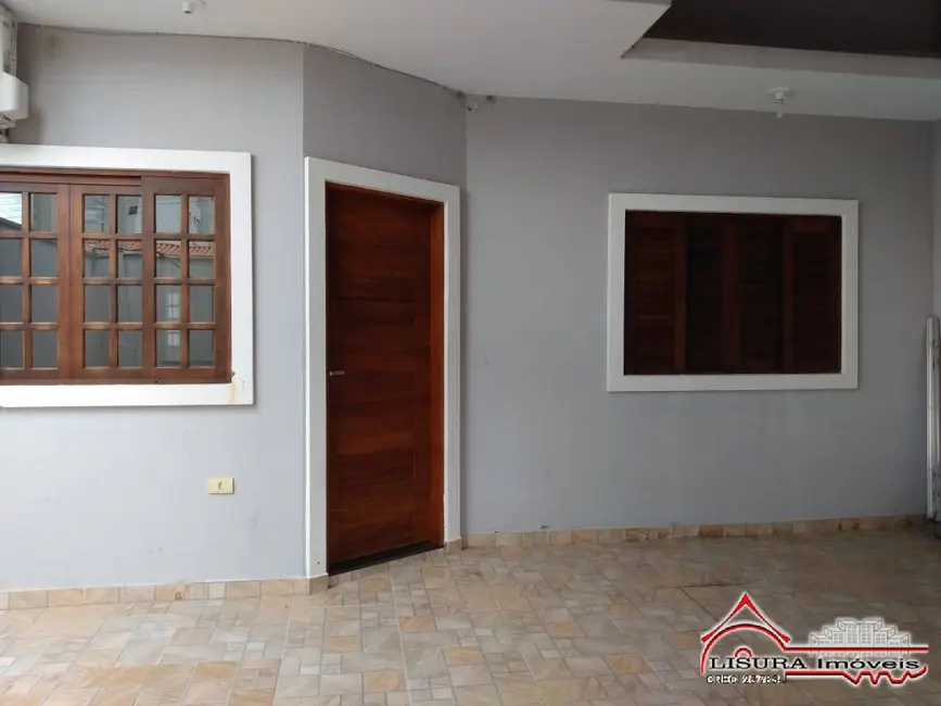 Foto 3 de Casa com 3 quartos à venda, 90m2 em Loteamento Villa Branca, Jacarei - SP